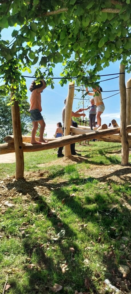 Txikis jugando equilibrios